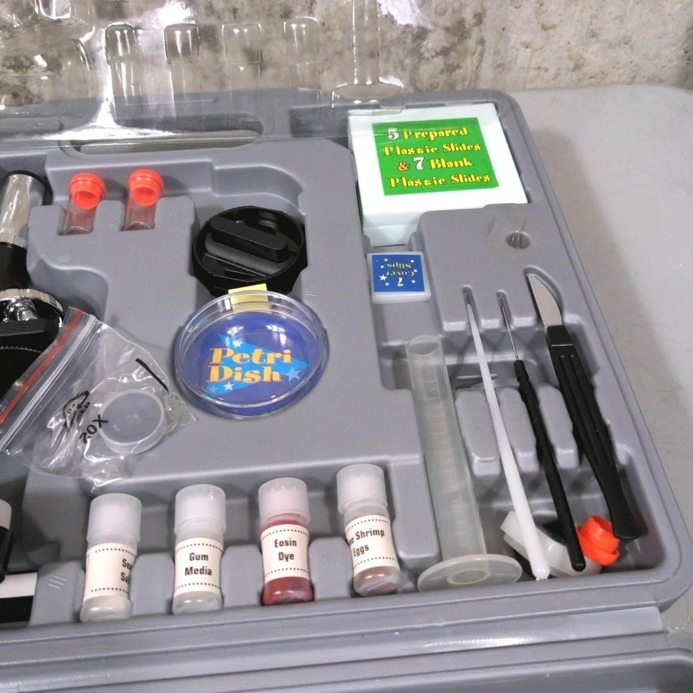 IQCrew 52-Piece Microscope Set Early Explorer Series 1200X STEM Kit w/ Case New‎